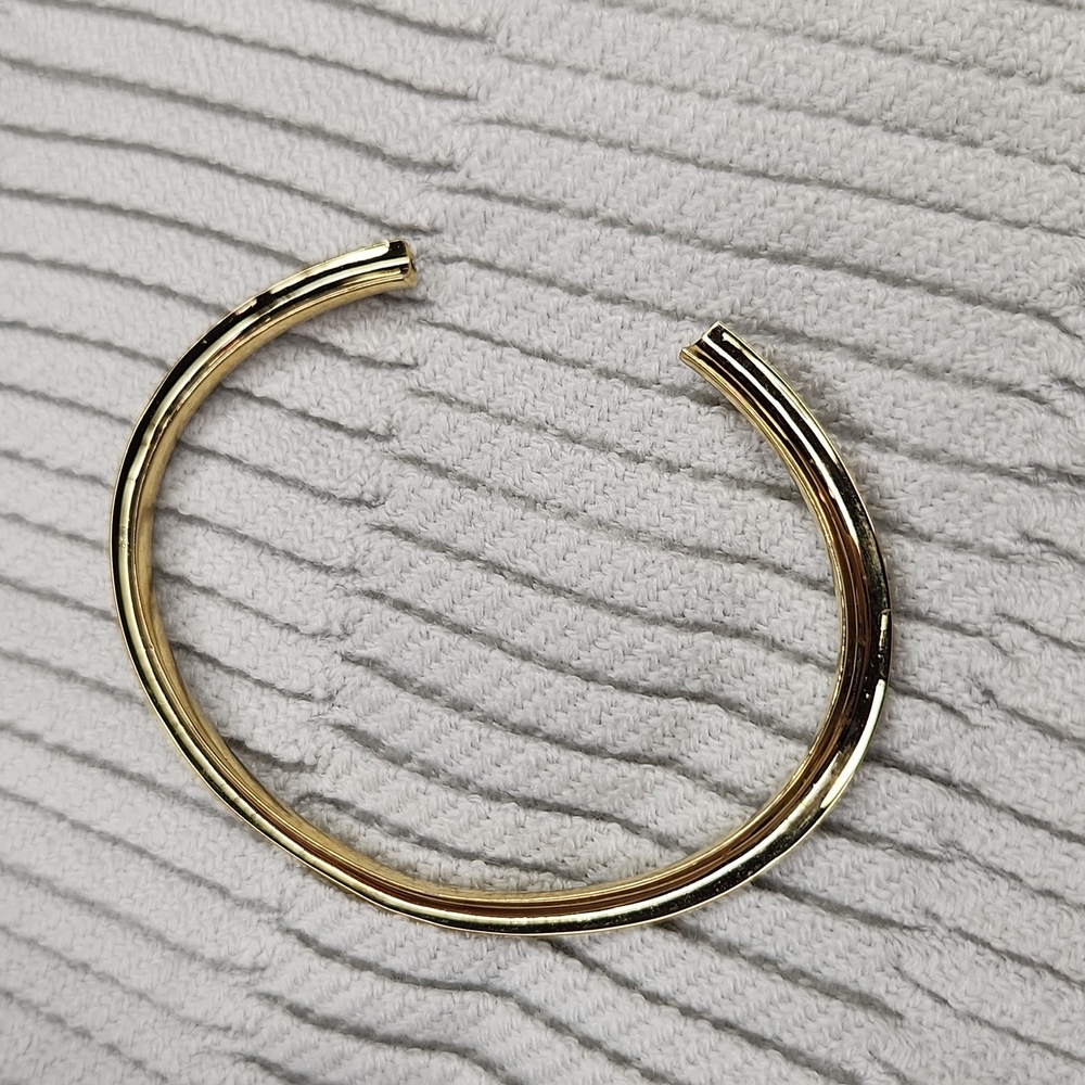 5 for $25! Stella Valle Shoot for the Moon Gold Tone Cuff Bracelet - Picture 4 of 5